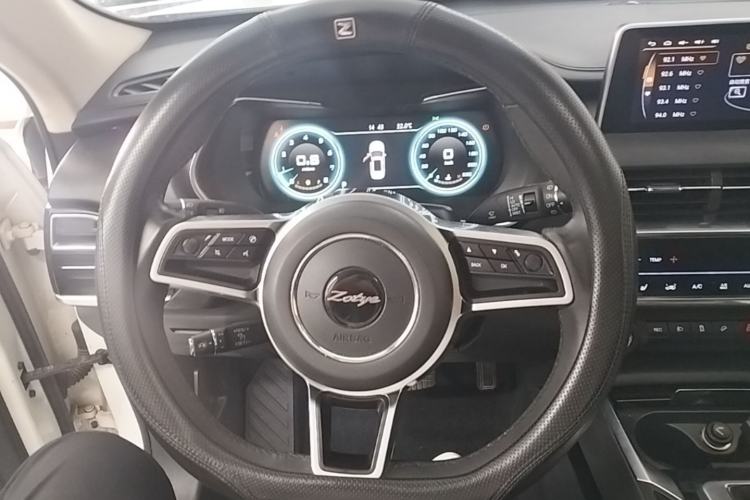Used Zotye T500 2018 1.5T Automatic Smart Connect Flagship Model Steering Wheel
