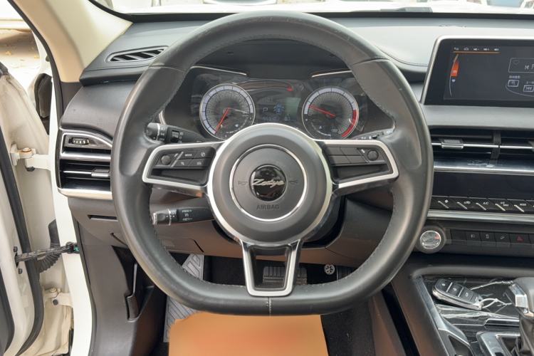 Used Zotye T500 2018 1.5T Automatic Luxury Model Steering Wheel