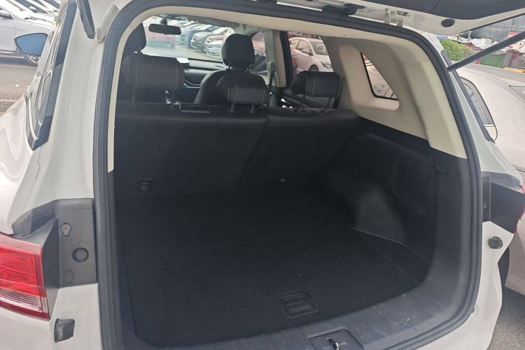 Used Zotye T500 2018 1.5T Automatic Luxury Model Trunk