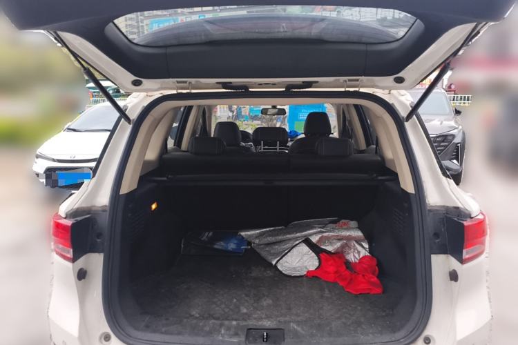 Used Zotye T500 2018 1.5T Automatic Luxury Model Trunk