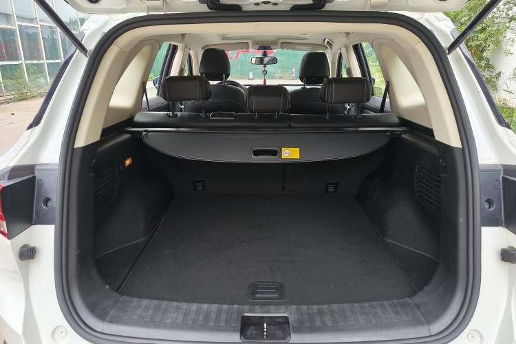 Used Zotye T500 2018 1.5T Automatic Luxury Model Trunk
