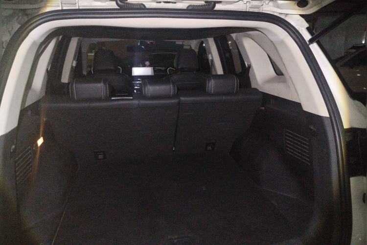 Used Zotye T500 2018 1.5T Automatic Luxury Model Trunk