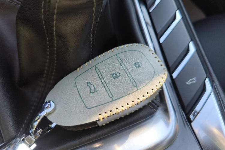 Used Zotye T500 2018 1.5T Manual Luxury Model Vehicle Key