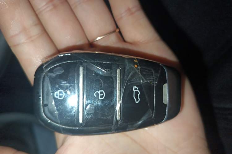 Used Zotye T500 2018 1.5T Automatic Luxury Model Vehicle Key