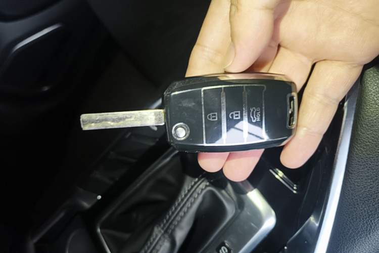 Used Zotye T500 2018 1.5T Automatic Luxury Model Vehicle Key