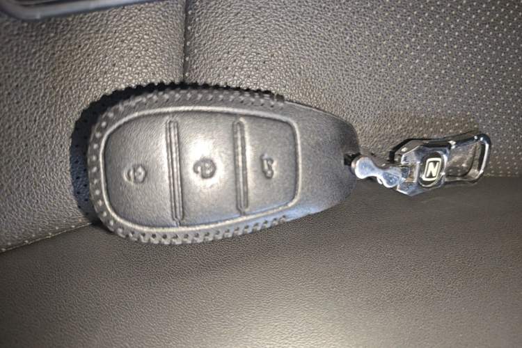 Used Zotye T500 2018 1.5T Automatic Luxury Model Vehicle Key