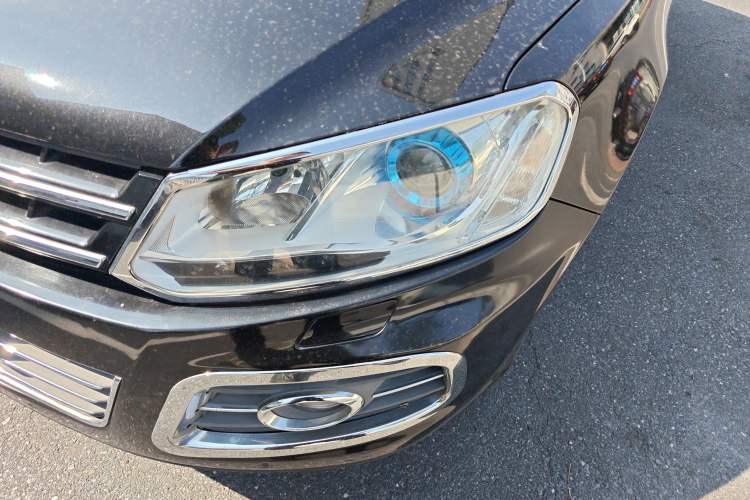 Used Zotye T600 2016 2.0T DCT Prestige Edition Left Front Headlight