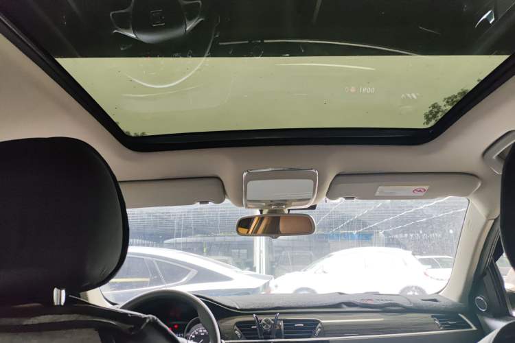 Used Zotye T600 2016 1.5T Manual Luxury Edition Headliner