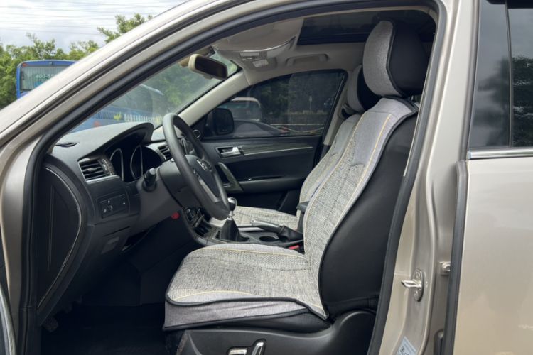 Used Zotye T600 2016 1.5T Manual Luxury Edition Left Front Seat