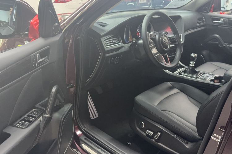 Used Zotye T600 2016 Sport Edition 1.5T Manual Luxury Model Interior 2