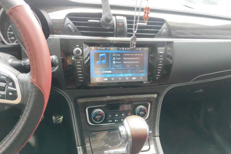 Used Zotye T600 2014 2.0T DCT Luxury Version Audio And AC Panel