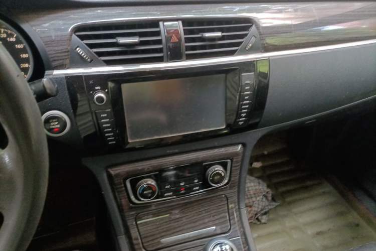 Used Zotye T600 2014 1.5T Manual Luxury Model Audio And AC Panel