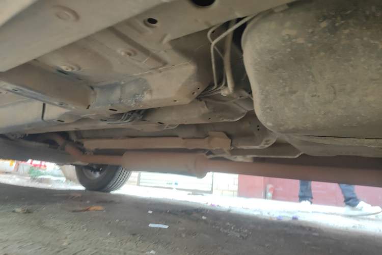 Used Zotye T600 2014 1.5T Manual Flagship Version Chassis Rear Left