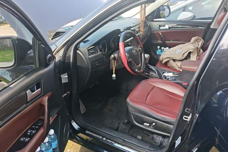 Used Zotye T600 2014 2.0T DCT Luxury Version Driver Seat