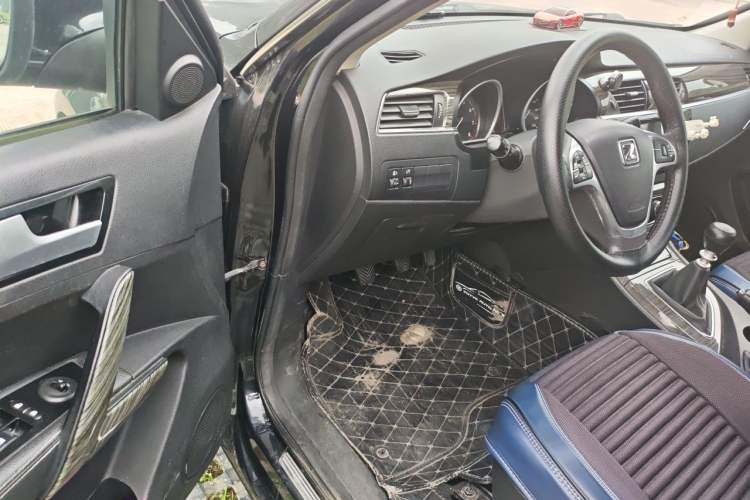 Used Zotye T600 2014 1.5T Manual Elite Edition Driver Seat
