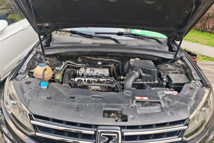 Used Zotye T600 2014 2.0T DCT Luxury Version Engine Bay