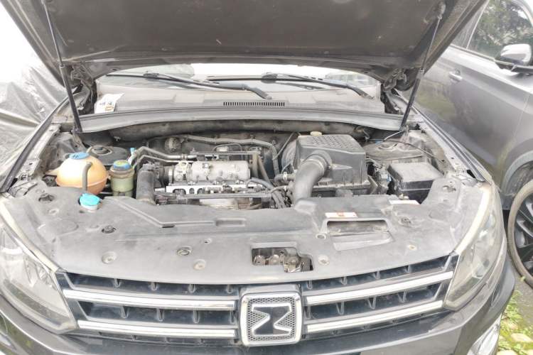 Used Zotye T600 2014 2.0T DCT Luxury Version Engine Bay