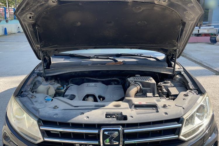 Used Zotye T600 2014 1.5T Manual Luxury Model Engine Bay