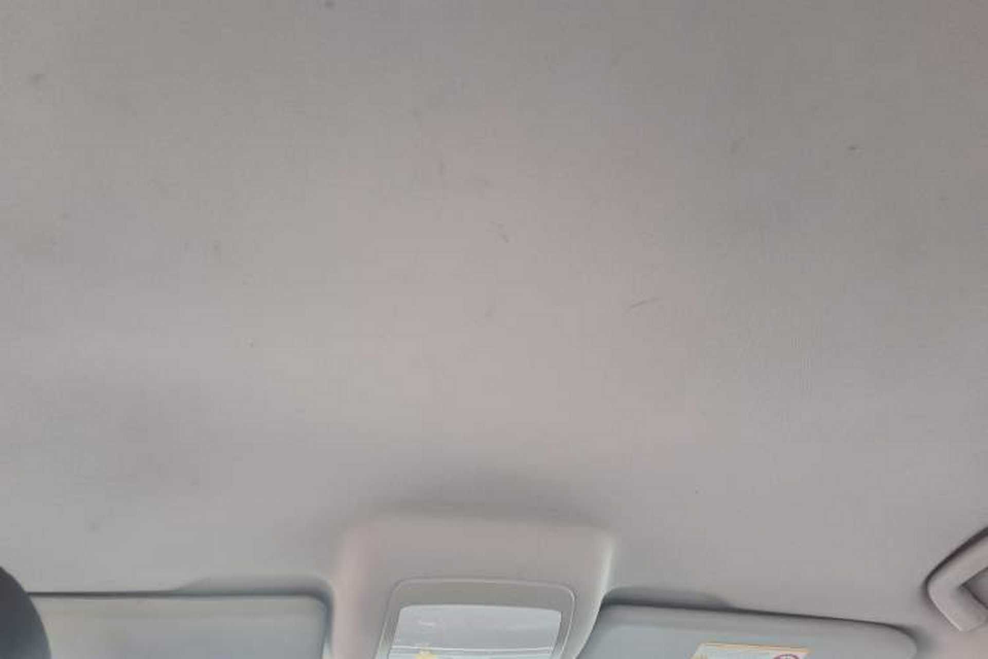 Used Zotye T600 2014 1.5T Manual Luxury Model Headliner