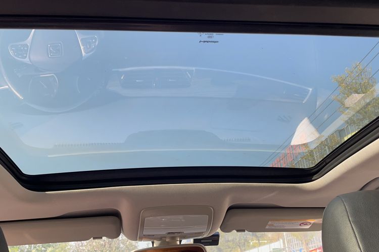 Used Zotye T600 2014 1.5T Manual Luxury Model Headliner