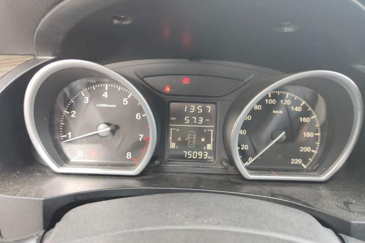 Used Zotye T600 2014 1.5T Manual Elite Edition Instrument Cluster