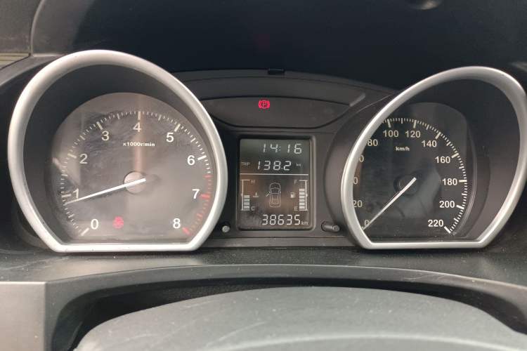 Used Zotye T600 2014 1.5T Manual Luxury Model Instrument Cluster