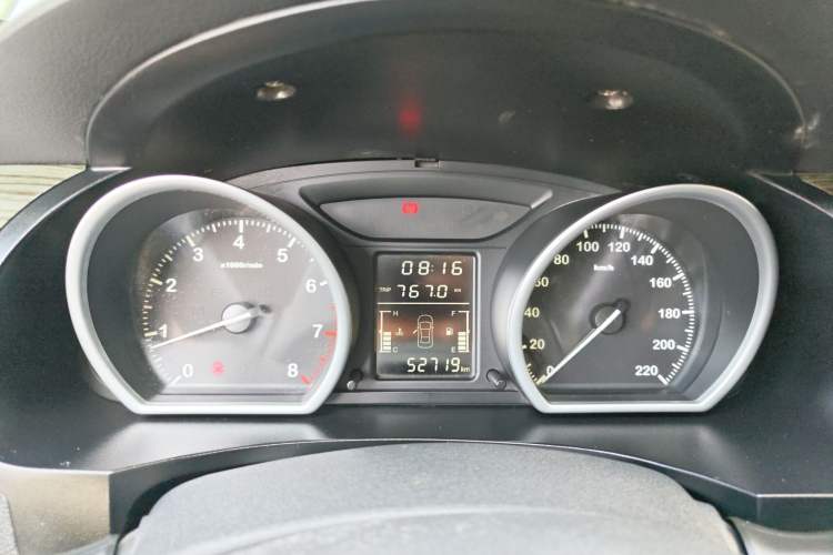Used Zotye T600 2014 1.5T Manual Luxury Model Instrument Cluster