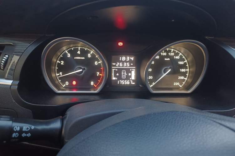Used Zotye T600 2014 1.5T Manual Luxury Model Instrument Cluster