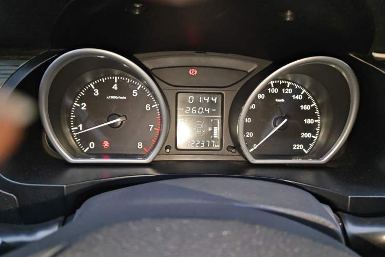 Used Zotye T600 2014 1.5T Manual Luxury Model Instrument Cluster