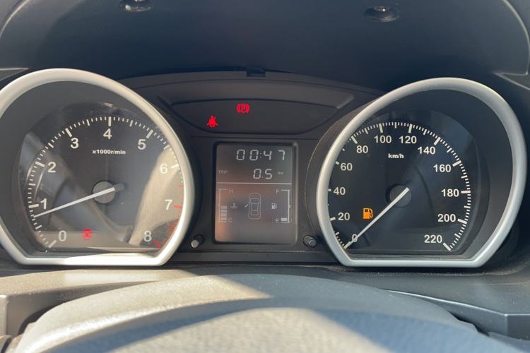 Used Zotye T600 2014 1.5T Manual Luxury Model Instrument Cluster
