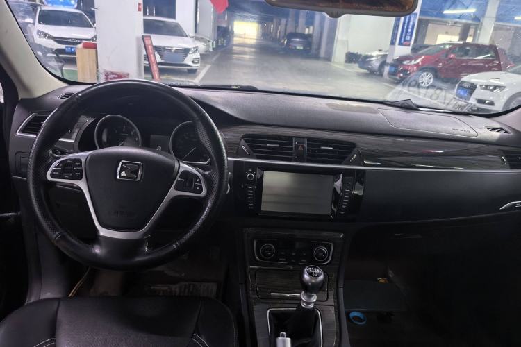 Used Zotye T600 2014 1.5T Manual Luxury Model Interior 1