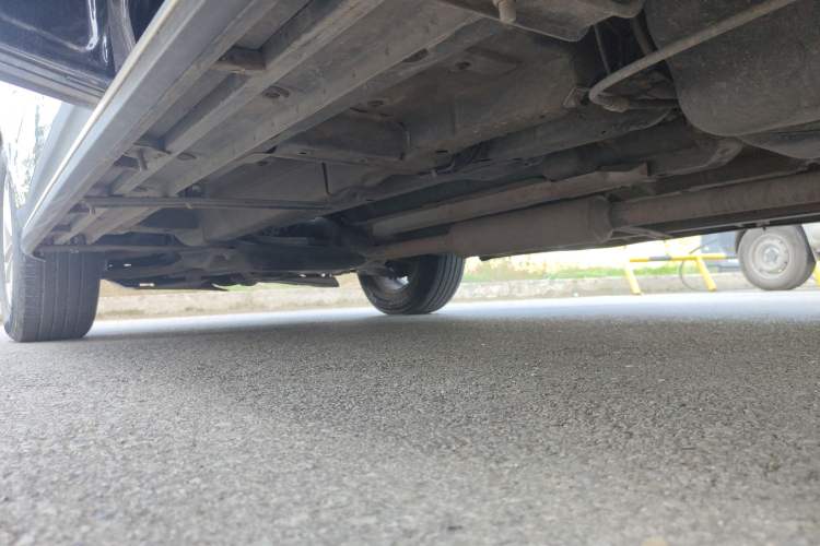 Used Zotye T600 2014 1.5T Manual Elite Edition Left Side Sill