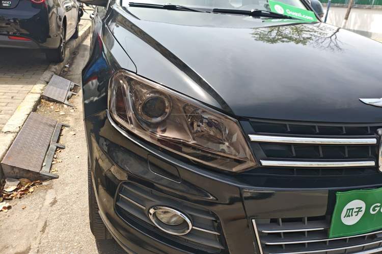 Used Zotye T600 2014 2.0T DCT Luxury Version Right Front Headlight