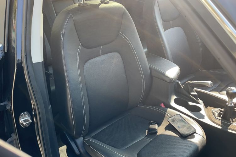 Used Zotye T600 2014 1.5T Manual Luxury Model Right Front Seat