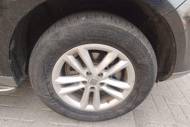 Used Zotye T600 2014 1.5T Manual Luxury Model Right Front Wheel Hub