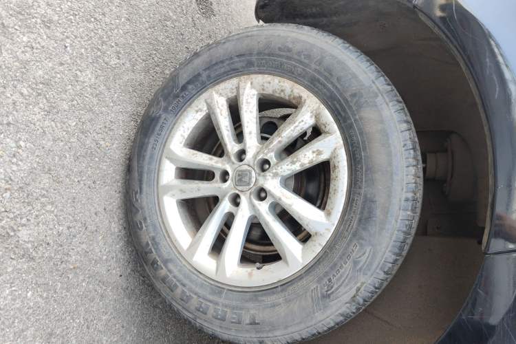 Used Zotye T600 2014 1.5T Manual Elite Edition Right Rear Wheel Hub
