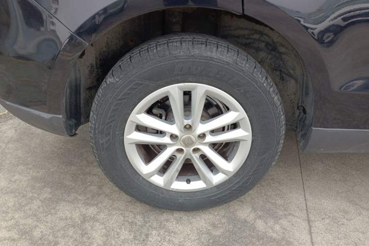 Used Zotye T600 2014 1.5T Manual Luxury Model Right Rear Wheel Hub