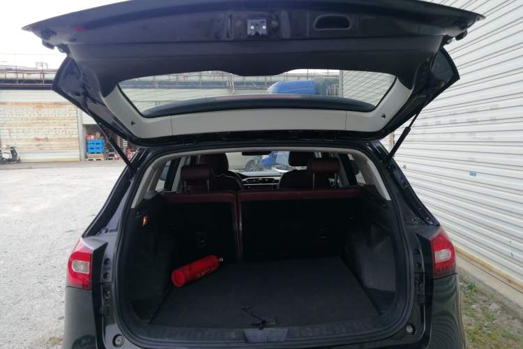 Used Zotye T600 2014 2.0T DCT Luxury Version Trunk