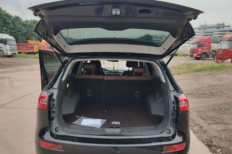 Used Zotye T600 2014 2.0T DCT Luxury Version Trunk