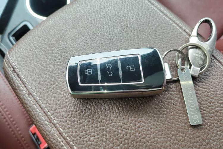 Used Zotye T600 2014 2.0T DCT Luxury Version Vehicle Key
