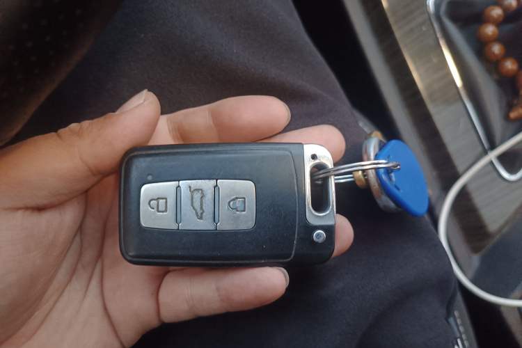 Used Zotye T600 2014 1.5T Manual Luxury Model Vehicle Key