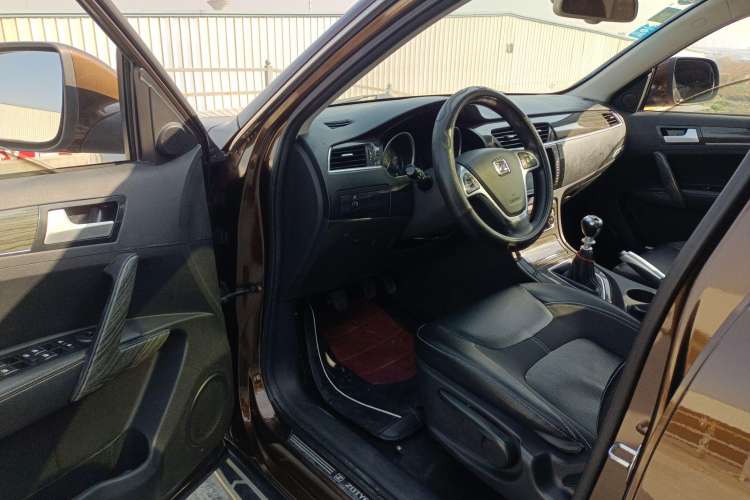Used Zotye T600 2014 1.5T Manual Luxury Model Driver Seat