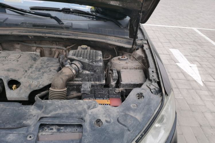 Used Zotye T600 2014 1.5T Manual Elite Edition Engine Bay Left