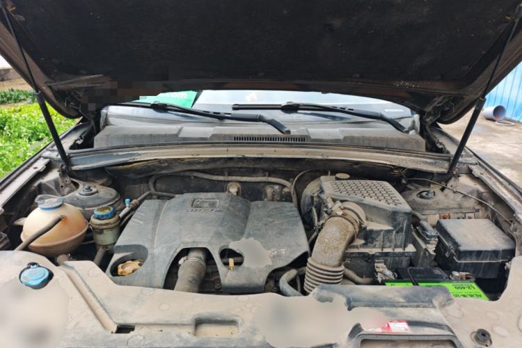 Used Zotye T600 2014 1.5T Manual Luxury Model Engine Bay