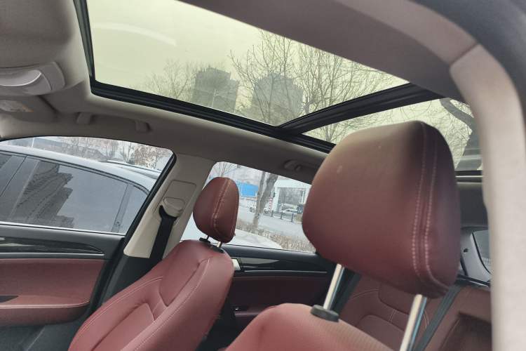 Used Zotye T600 2014 2.0T DCT Luxury Version Headliner