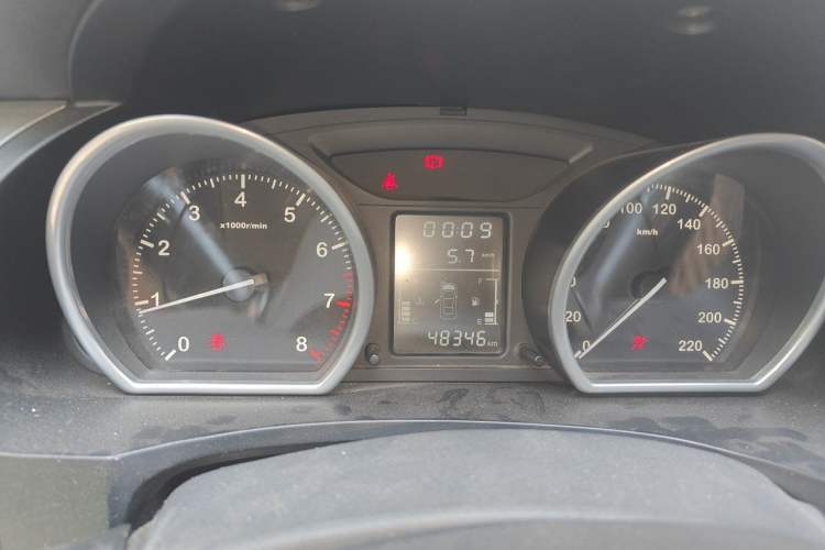 Used Zotye T600 2014 1.5T Manual Luxury Model Instrument Cluster