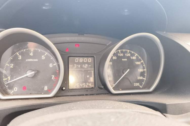 Used Zotye T600 2014 1.5T Manual Luxury Model Instrument Cluster