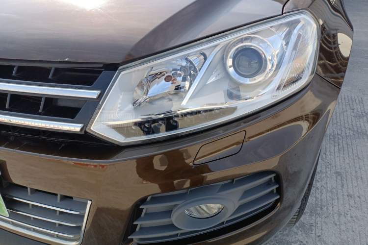 Used Zotye T600 2014 1.5T Manual Luxury Model Left Front Headlight