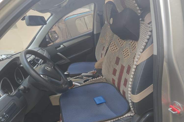 Used Zotye T600 2014 1.5T Manual Luxury Model Left Front Seat