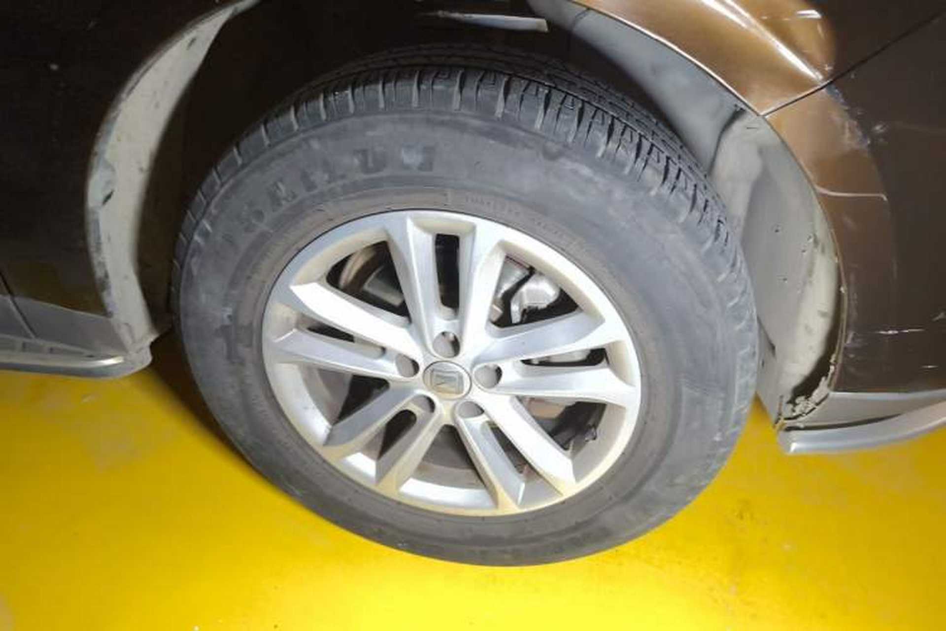 Used Zotye T600 2014 1.5T Manual Flagship Version Right Front Wheel Hub